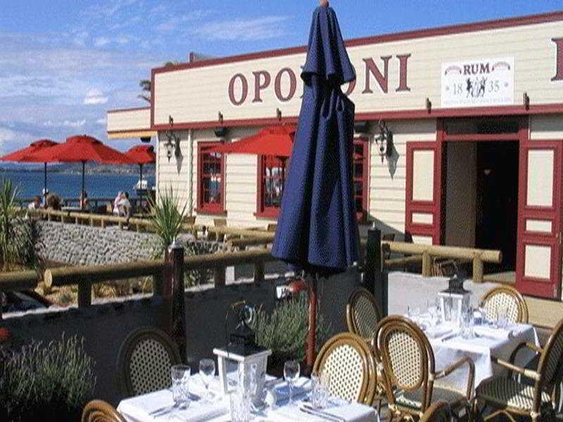 Opononi Hotel Bagian luar foto