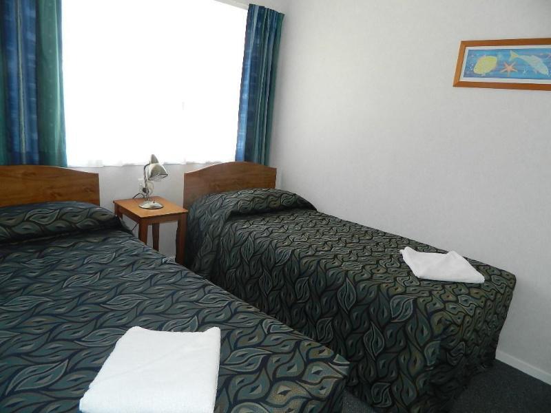 Opononi Hotel Bagian luar foto